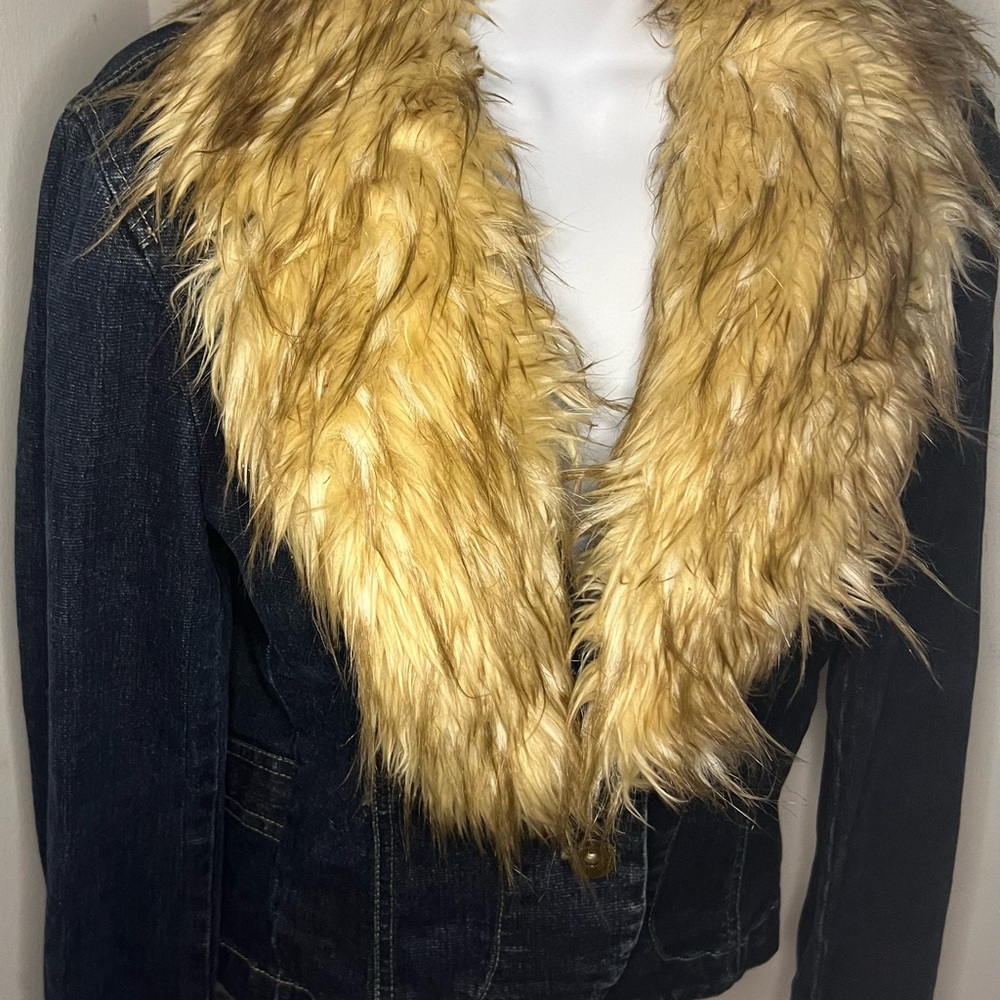 Jean DKYN jacket with fur removable